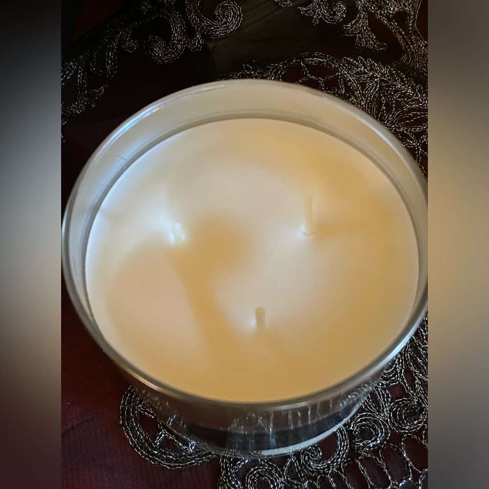BATH & BODY WORKS NWT Wicked Vanilla Woods Candle & Coffin Wallflowers Plug-In - Picture 8 of 16